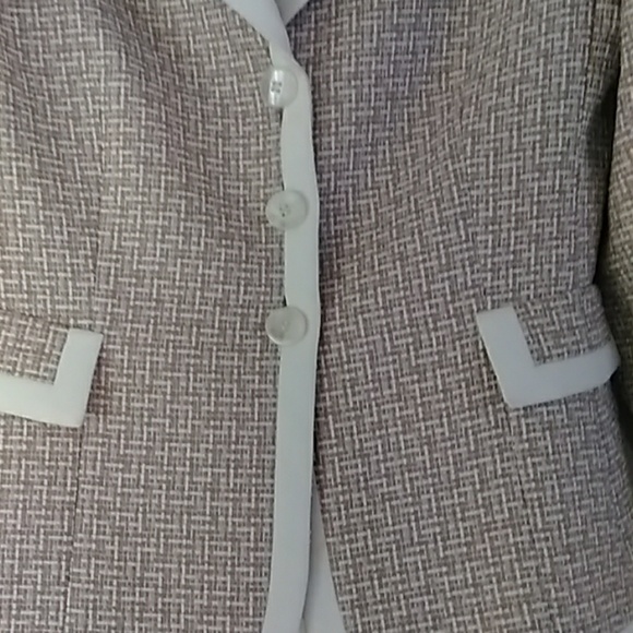 Tan and White Jacket from Stein Mart - Picture 2 of 5